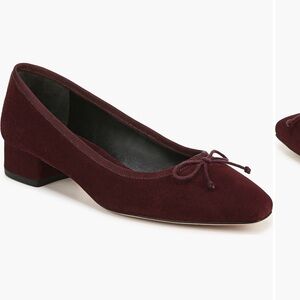 Verónica beard Cecile square toe,Size 8
Color trend of 2025